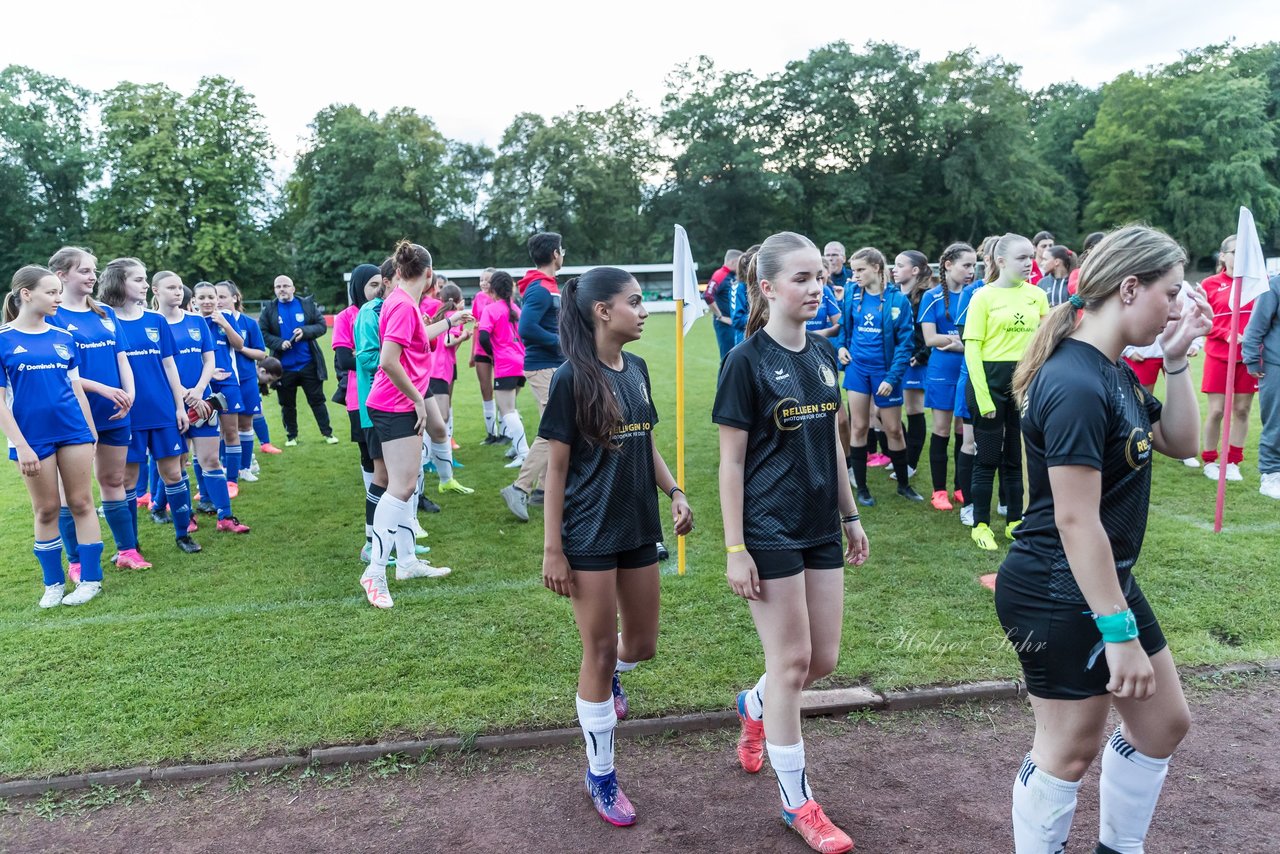 Bild 111 - Loewinnen Cup